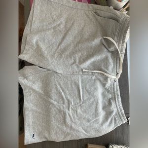 Vineyard Vines soft shorts with pockets new with tags